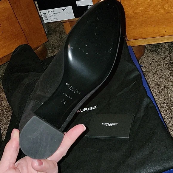 🔥YVES SAINT LAURENT PARIS 38/ 7.5 USA NEW🔥 - Picture 9 of 16